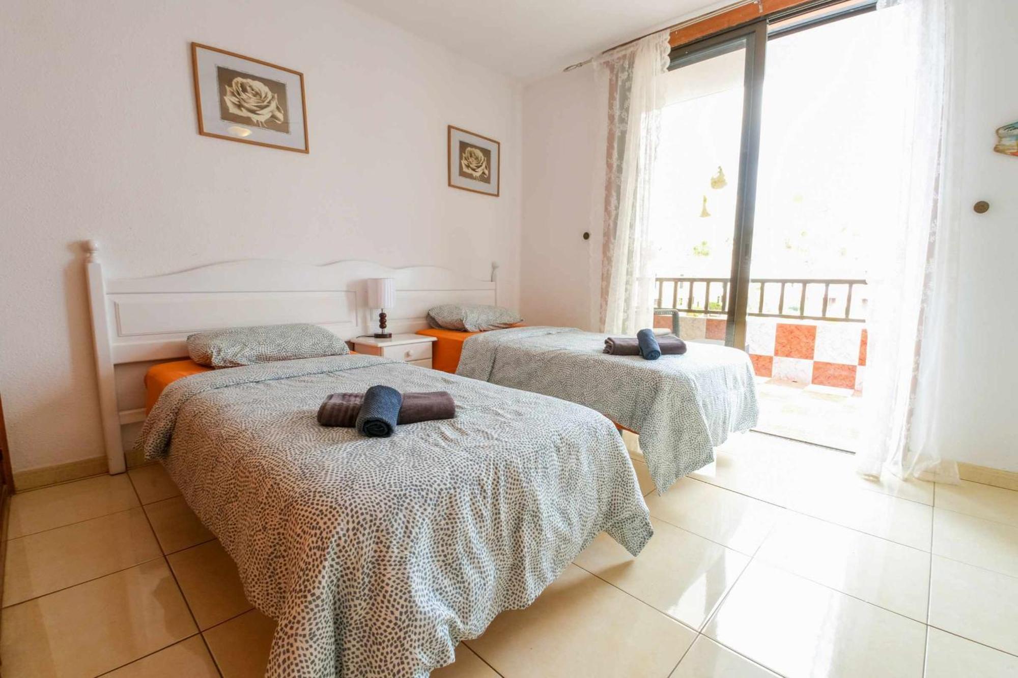 Parque Santiago I 242 By Tenerife Rental & Sales Playa de las Americas  Esterno foto